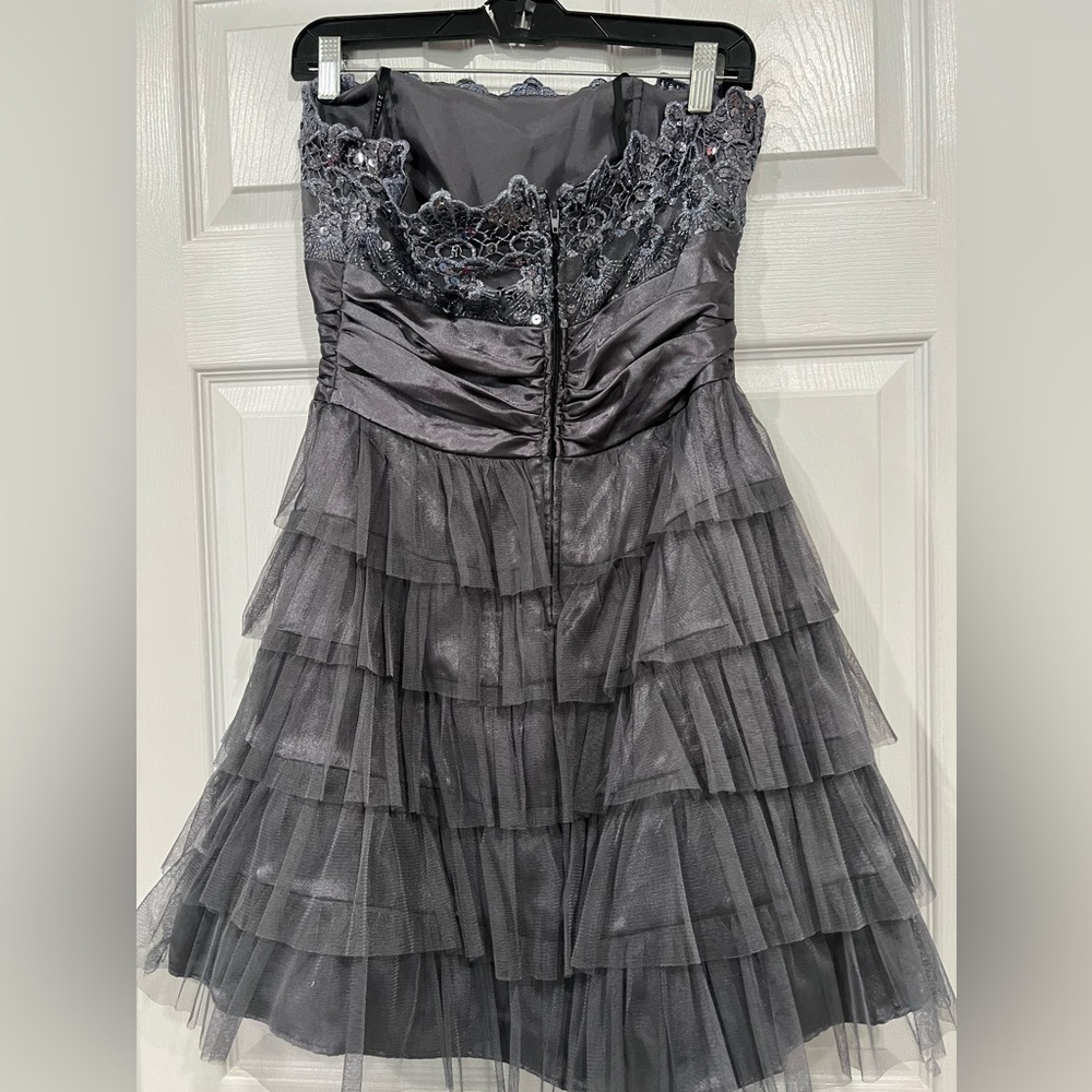 Masquerade Platinum mini dress size 11/12 - Picture 4 of 5
